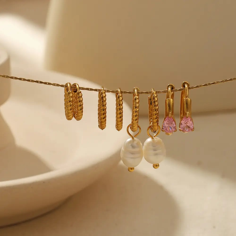 1 pair of classic simple  gold-plated stainless steel pearl pendant twist hoop earrings for women's jewelry for daily wear